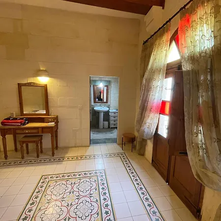 Boutique Gozo Rum i privatbostad Kerċem