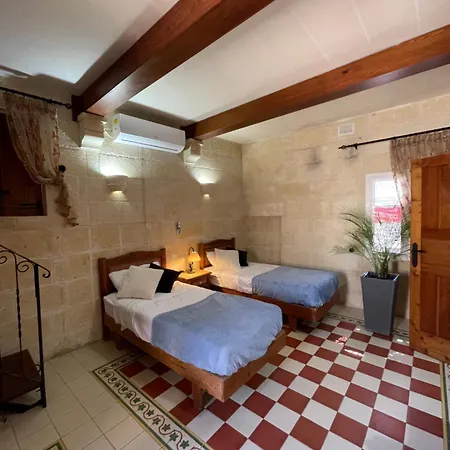 Rum i privatbostad Boutique Gozo Kerċem