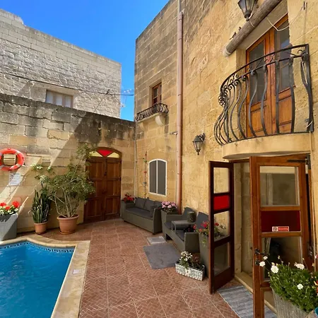 Boutique Gozo Kerċem