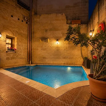 Rum i privatbostad Boutique Gozo Kerċem