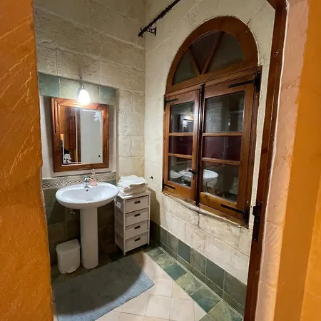 Boutique Gozo Rum i privatbostad Kerċem